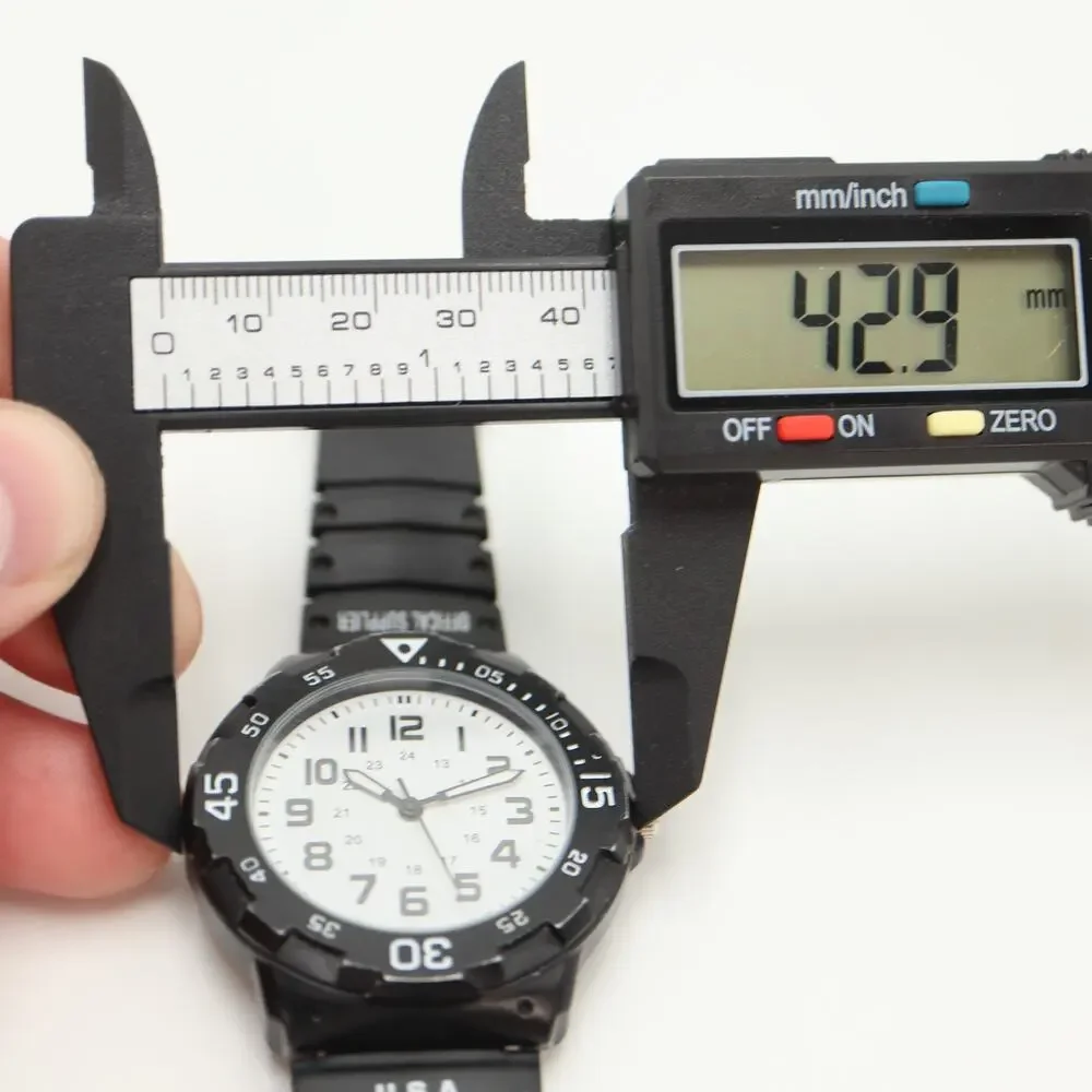 Mens 44mm Black White Easy Read Classic Sport Watch Black Band w New Battery
